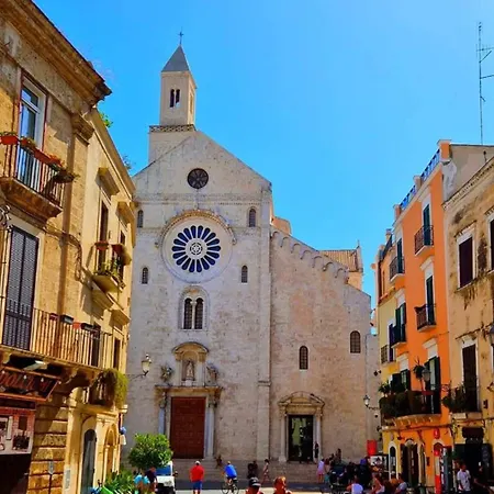 Проживання в сім'ї Giulia